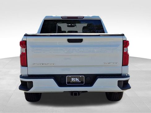 Used 2020 Chevrolet Silverado 1500 Custom w/ Custom Value Package image 5
