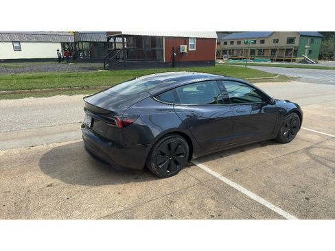 Used 2024 Tesla Model 3 Long Range AWD/4WD image 3