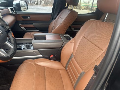 Used 2023 Toyota Tundra 1794 Edition image 9