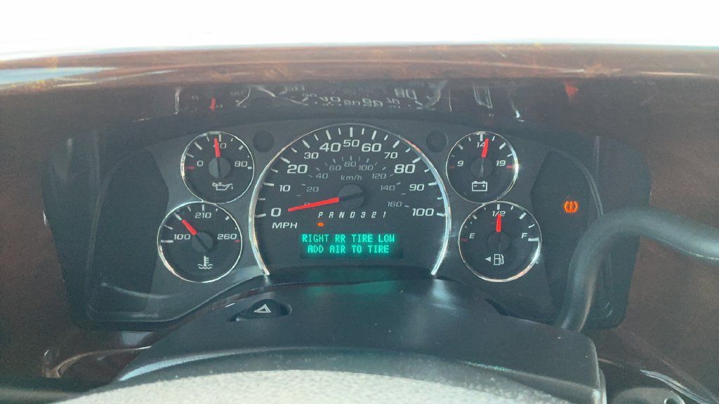 Used 2014 GMC Savana 1500 RWD image 12