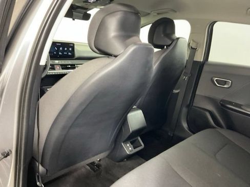 Used 2025 Kia K4 FWD image 15