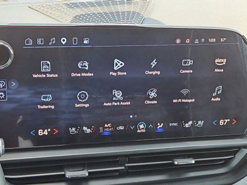 Used 2025 Chevrolet Silverado EV LT w/ LT Premium Package image 13