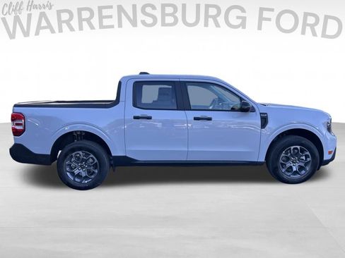 New 2025 Ford Maverick XLT w/ XLT Luxury Package image 8