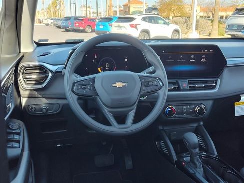 New 2026 Chevrolet TrailBlazer LS image 8