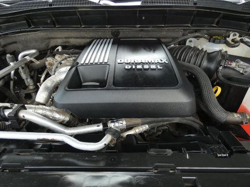 Used 2024 GMC Sierra 1500 Denali Ultimate AWD/4WD image 19
