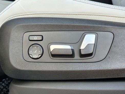 New 2026 BMW X5 xDrive40i AWD/4WD image 13