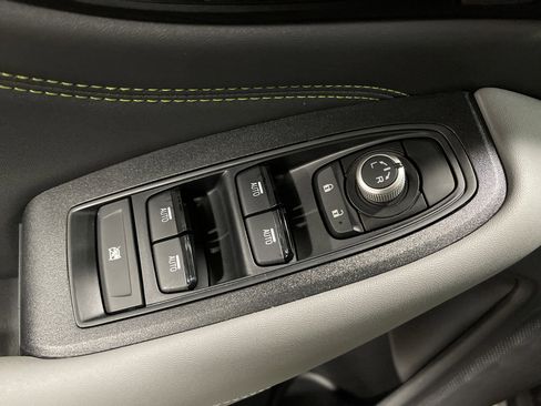 Used 2025 Subaru Outback Onyx Edition image 9