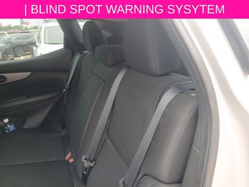 Certified 2022 Nissan Rogue Sport S FWD image 10