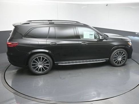 Used 2026 Mercedes-Benz GLS 450 4MATIC image 49