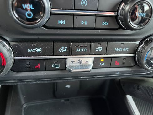 Used 2024 Ford Bronco Everglades AWD/4WD image 10