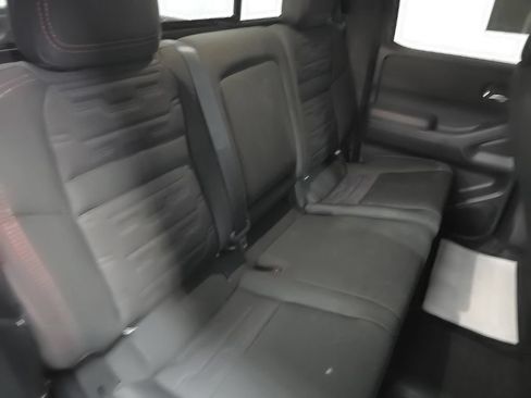 Used 2023 Nissan Frontier PRO-4X w/ Pro Convenience Package AWD/4WD image 17