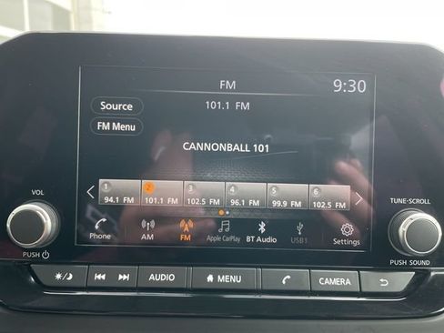 Used 2024 Nissan Pathfinder S AWD/4WD image 16