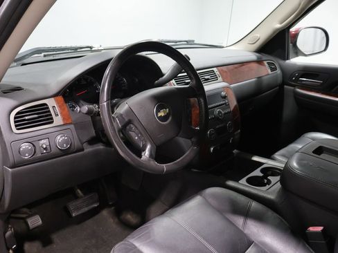 Used 2009 Chevrolet Silverado 1500 LTZ w/ Suspension Package, Off-Road AWD/4WD image 16