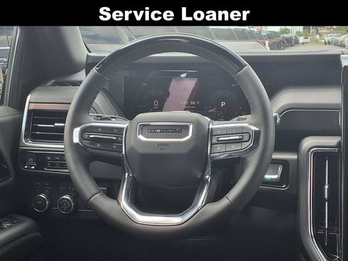 New 2026 GMC Yukon XL Denali w/ Denali Reserve Package AWD/4WD image 10