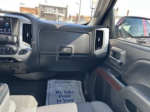 Used 2019 GMC Sierra 1500 SLE w/ SLE Value Package image 19