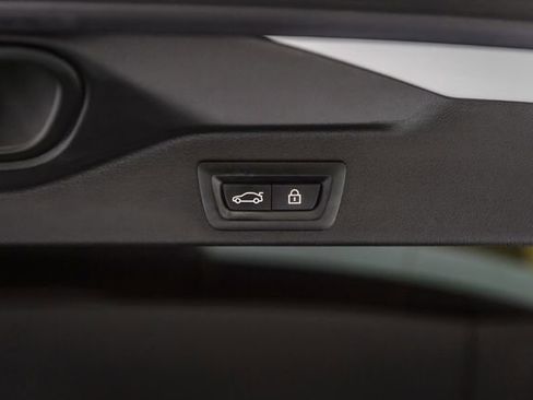 Used 2020 BMW X5 sDrive40i w/ M Sport Package image 12