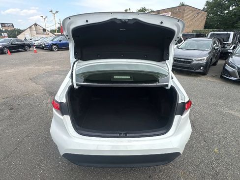 Used 2023 Toyota Corolla LE FWD image 17