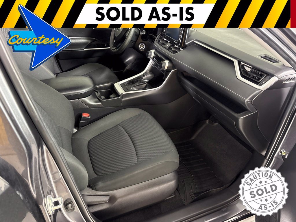 Used 2021 Toyota RAV4 LE w/ Carpet Mat Package (TMS) FWD image 15