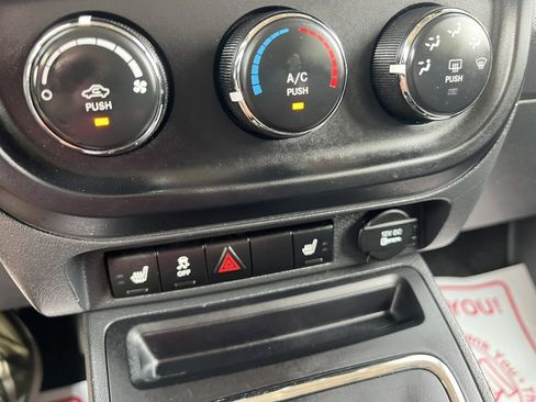 Used 2016 Jeep Patriot High Altitude image 7