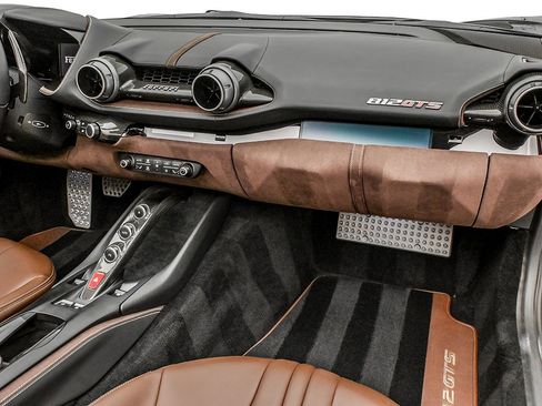 Certified 2022 Ferrari 812 GTS image 14