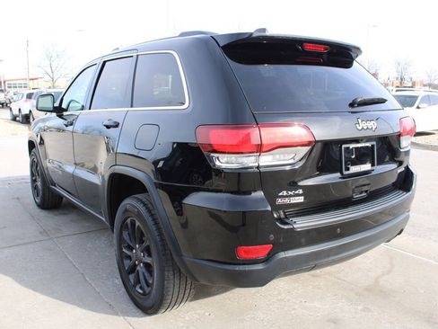 Used 2021 Jeep Grand Cherokee Laredo X image 5