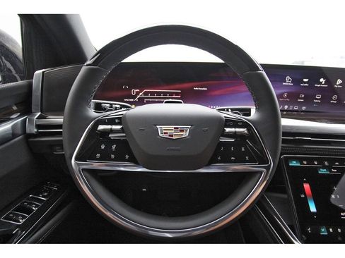 New 2026 Cadillac Escalade ESV Base image 14