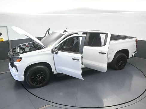 Used 2023 Chevrolet Silverado 1500 Custom RWD image 67