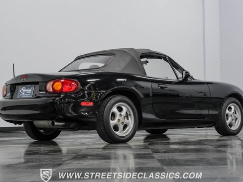 Used 1999 MAZDA MX-5 Miata image 26