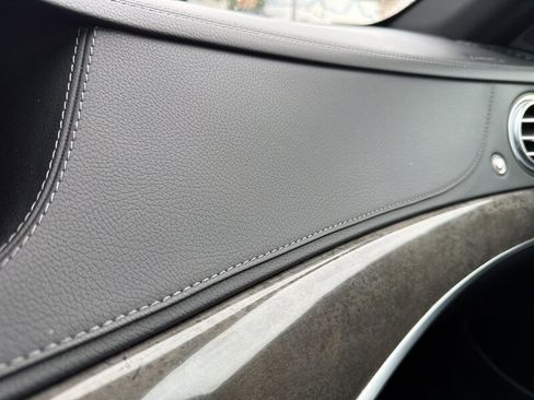 Used 2016 Mercedes-Benz S 550 Sedan image 38