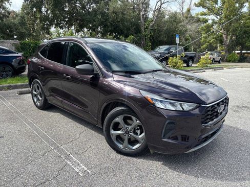 Used 2023 Ford Escape ST-Line w/ Equipment Group 301A image 5