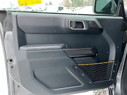 Certified 2024 Ford Bronco Badlands w/ Sasquatch Package image 19