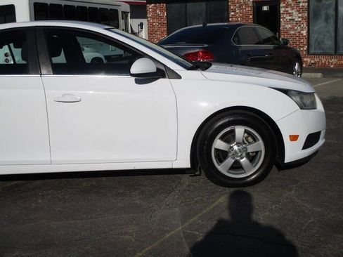 Used 2014 Chevrolet Cruze LT image 5
