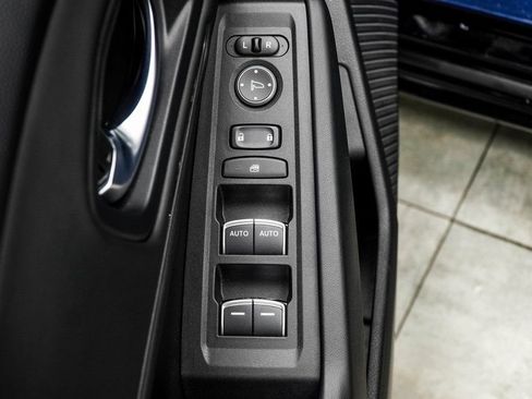 Used 2023 Honda Accord EX-L image 38