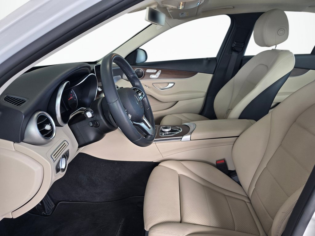 Used 2020 Mercedes-Benz C 300 4MATIC Sedan image 18
