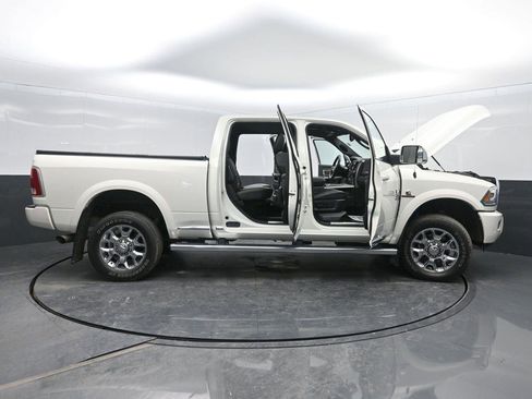 Used 2017 RAM 2500 Limited image 46