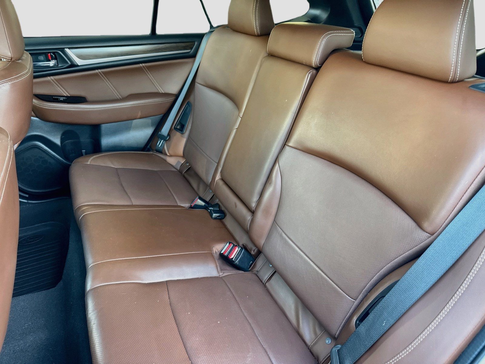 Used 2019 Subaru Outback 2.5i Touring AWD/4WD image 17