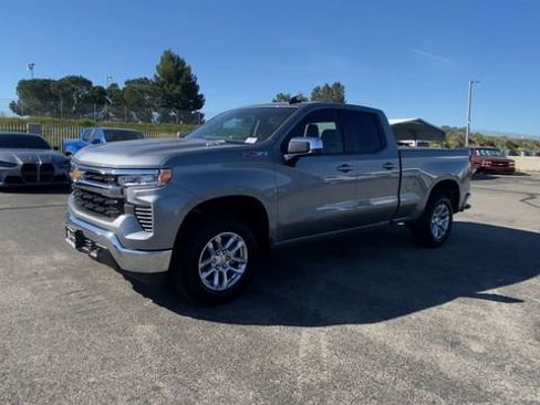 New 2026 Chevrolet Silverado 1500 LT w/ Z71 Off-Road Package AWD/4WD image 4