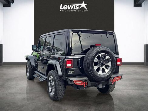 Used 2023 Jeep Wrangler Unlimited Sahara w/ Cold Weather Group AWD/4WD image 3