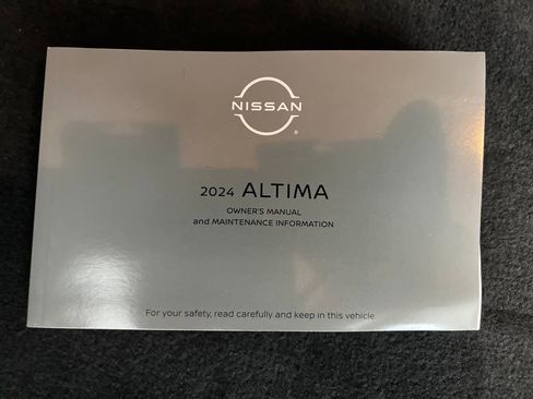 Used 2024 Nissan Altima 2.5 SR image 25