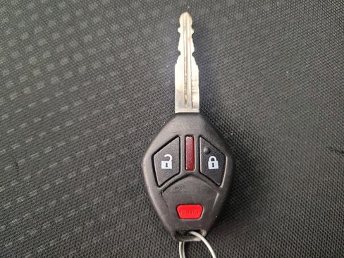 Used 2015 Mitsubishi Outlander Sport ES AWD/4WD image 32