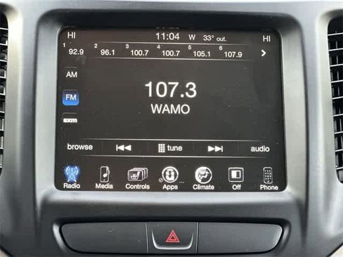 Used 2016 Jeep Cherokee Limited image 11