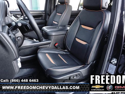 Used 2024 GMC Yukon XL AT4 image 9