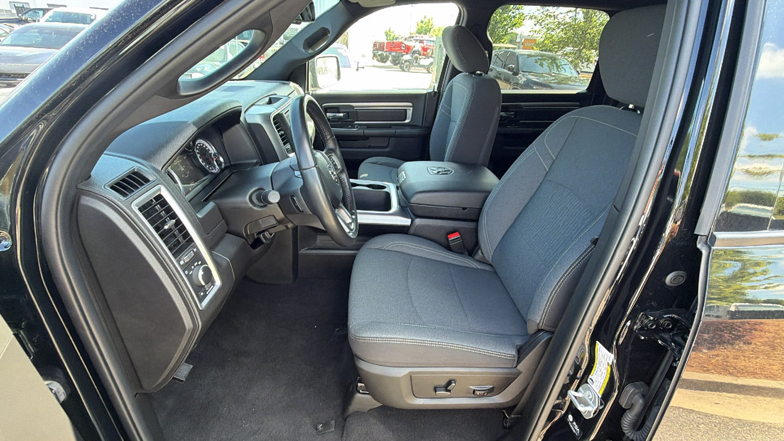 Certified 2024 RAM 1500 Warlock w/ Electronics Group AWD/4WD image 16
