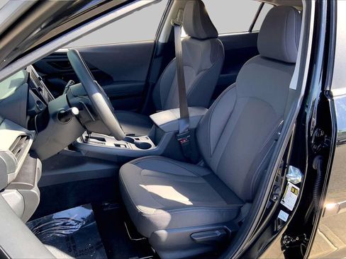 Certified 2026 Subaru Crosstrek 2.5i AWD/4WD image 9