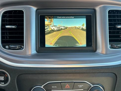 Certified 2022 Dodge Charger SXT image 33