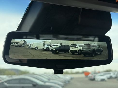 Used 2019 Cadillac Escalade Premium Luxury image 29