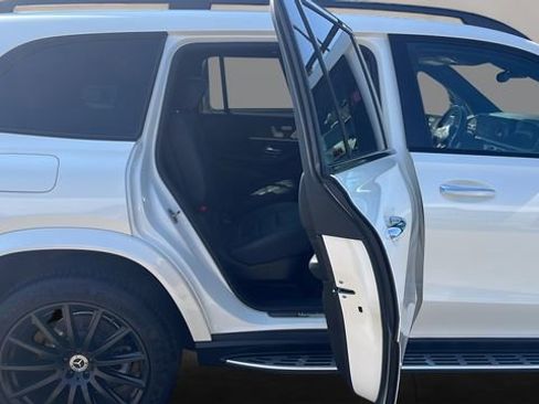 Used 2022 Mercedes-Benz GLS 450 4MATIC image 51