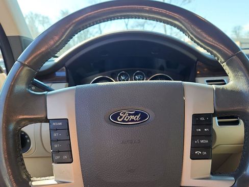 Used 2011 Ford Flex SEL w/ Rapid Spec Order Code image 18