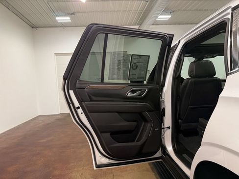 Used 2021 Chevrolet Tahoe High Country w/ Premium Package AWD/4WD image 44
