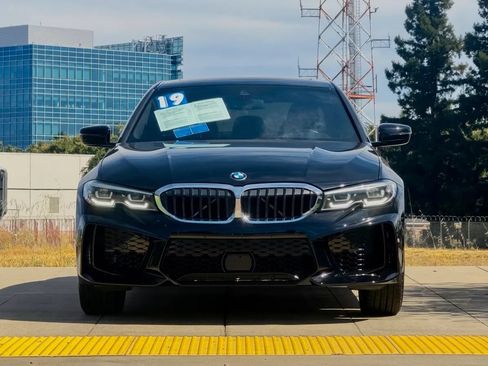 Used 2019 BMW 330i Sedan w/ Convenience Package RWD image 2